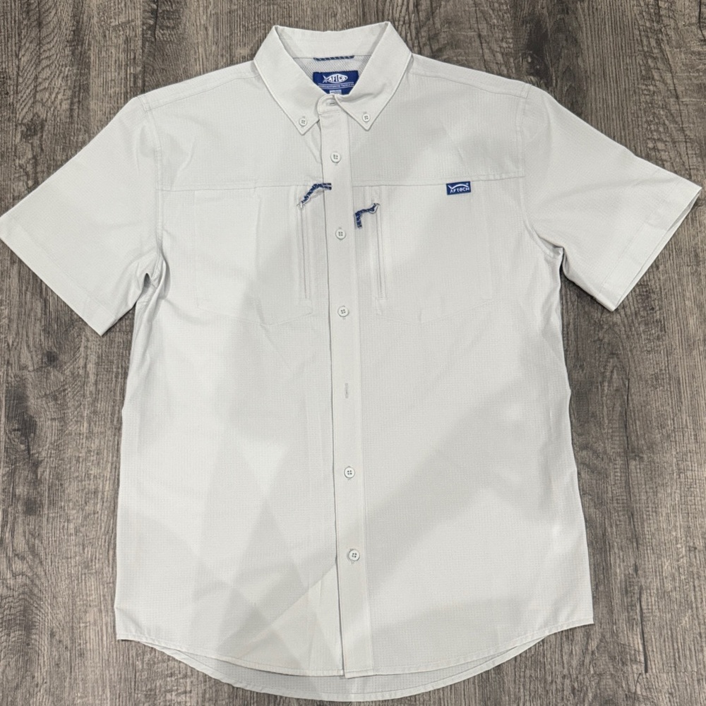 AFTCO Soft Gray Short Sleeve Casual Shirt
